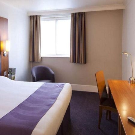 Premier Inn Pontypool Exterior foto